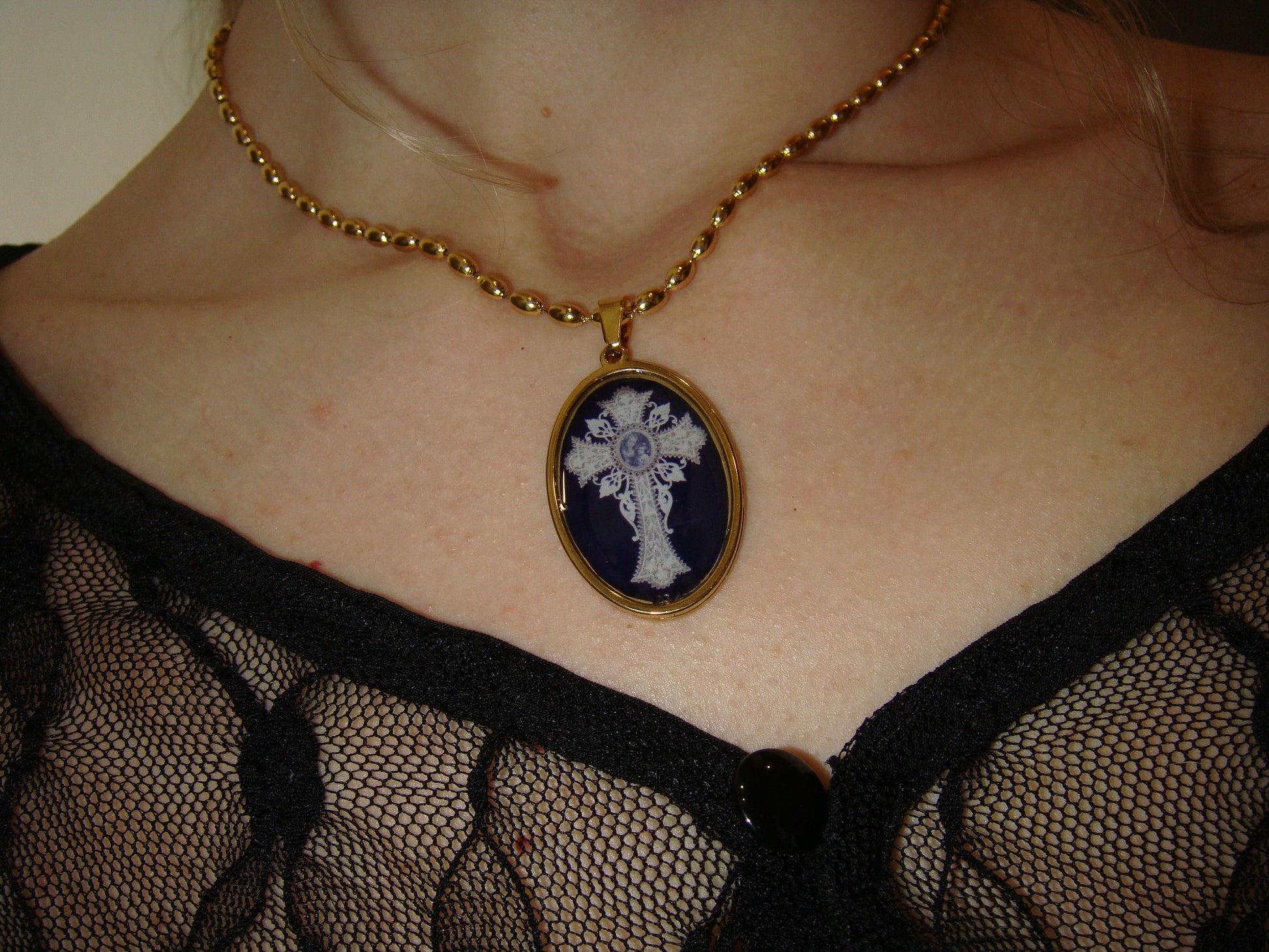 Elegant handmade gold-filled necklace from the Chiaroscuro Collection pt. I with a cross motif.